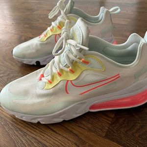 Nike Air Max 270 React
